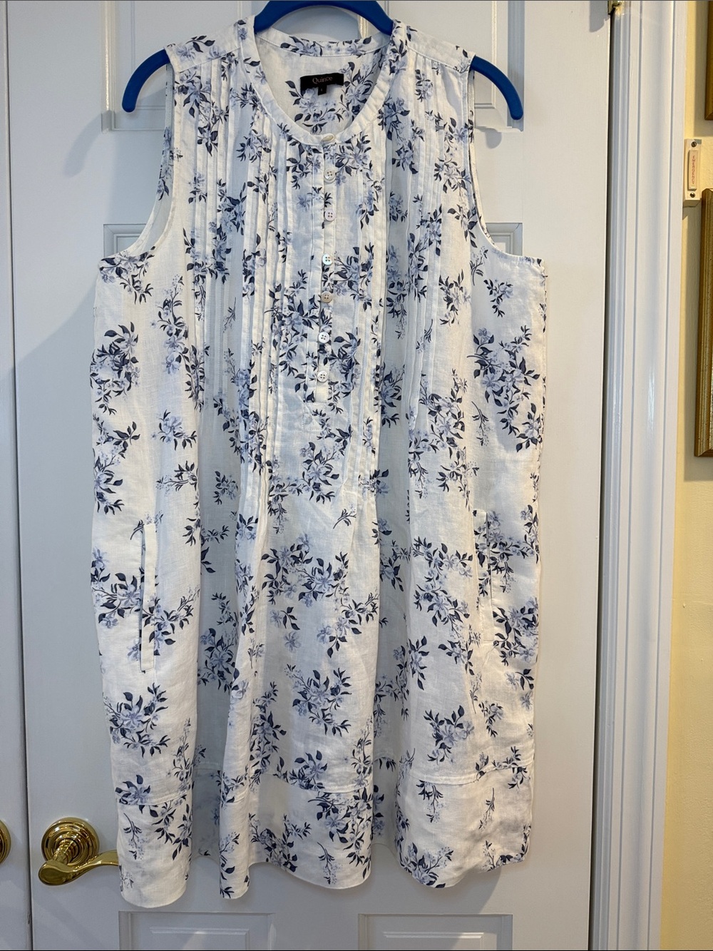 Quince NWOT 100% European Linen Sleeveless Swing Dress -Ivory Porcelain Blue